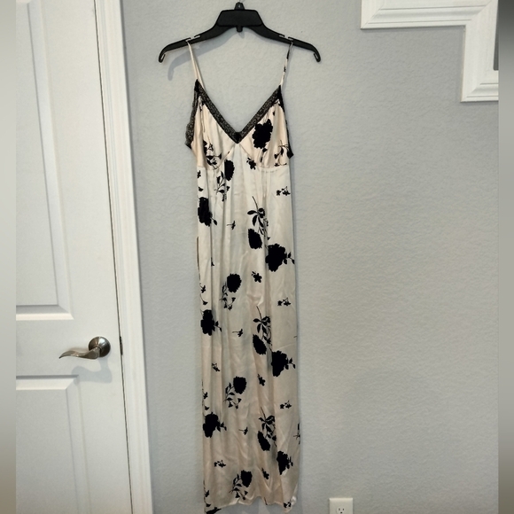 Topshop lace slip midi dress - Picture 4 of 9